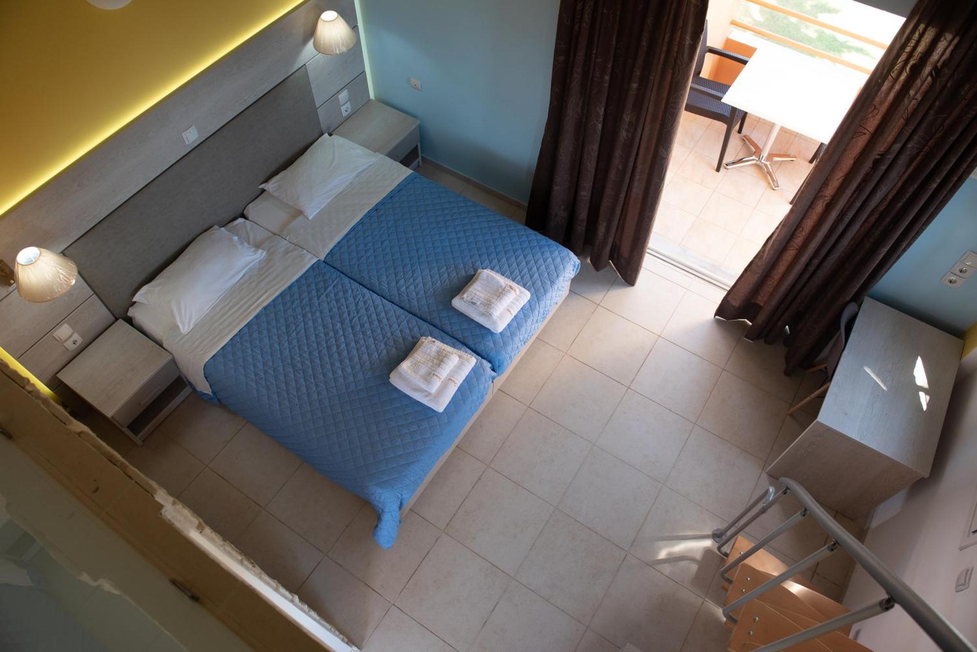 Irini Apartments And Studios Kávos Exteriér fotografie